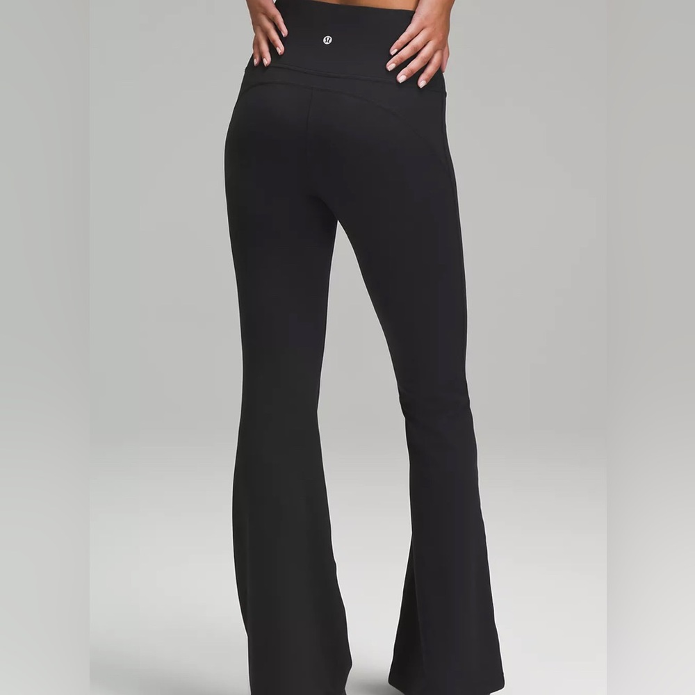 Lululemon Groove Flared Pant Sz 8 Black